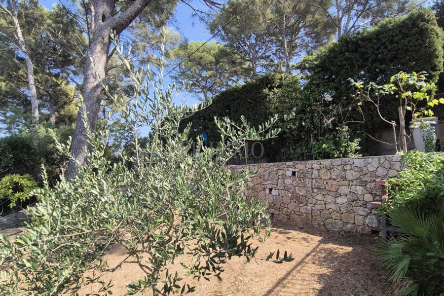 Maison à vendre à Les Issambres — Vue mer — photo 8