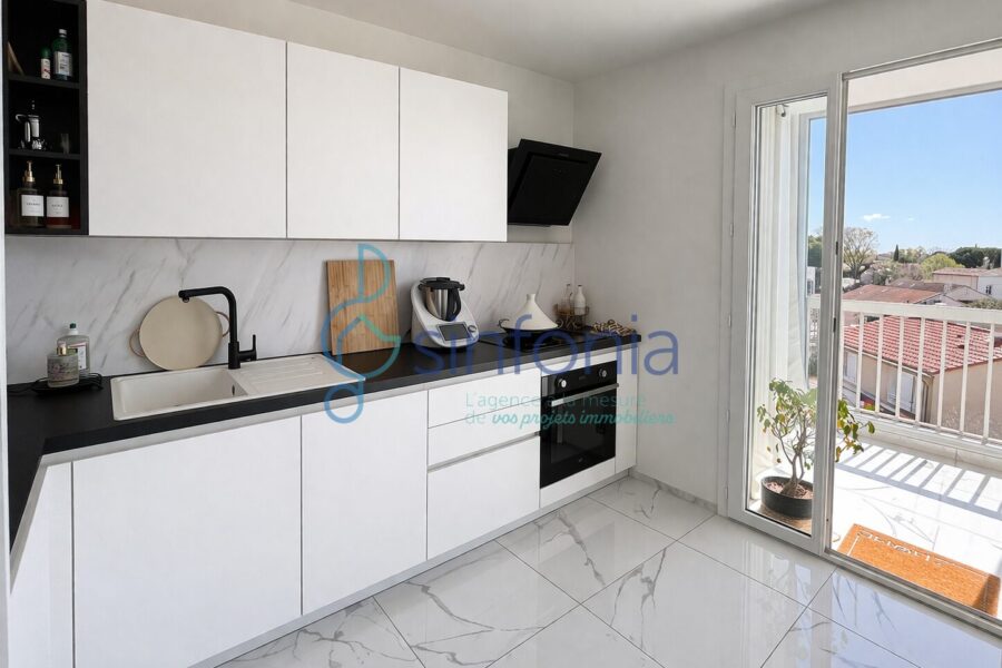 Appartement à vendre à Lunel — Vue sur la ville — photo 9