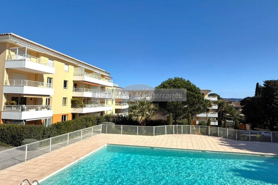 Appartement en location vacances à Cavalaire-sur-Mer — Vue nature — photo 13