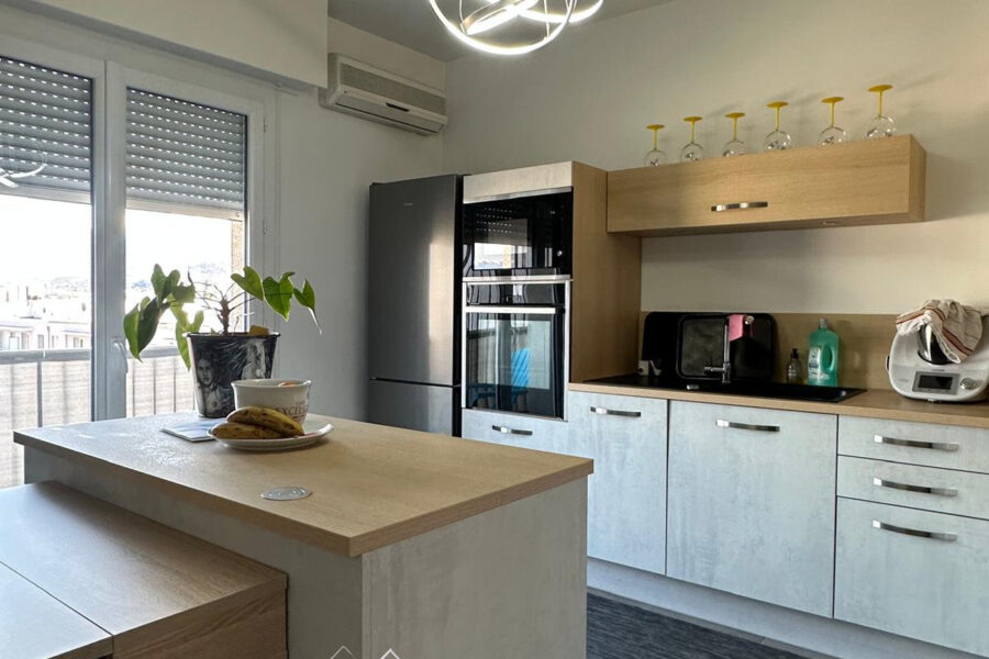 Appartement à vendre à Grenoble — Vue montagne — photo 3