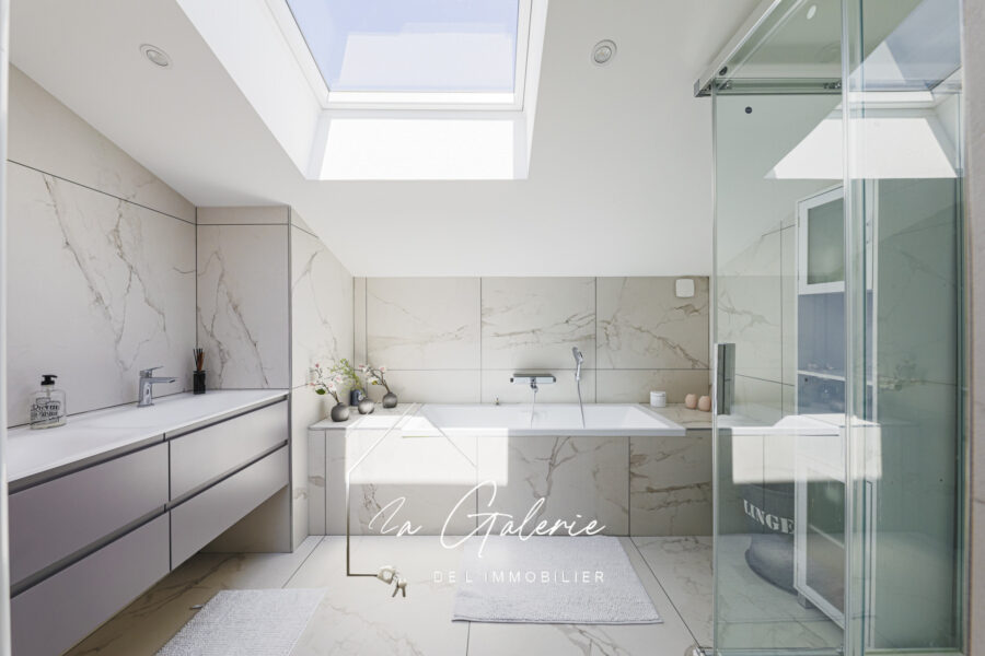 Maison à vendre à Montbonnot-Saint-Martin — Vue montagne — photo 13