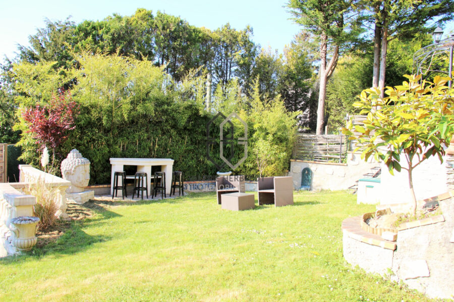 Maison à vendre à Chennevières-sur-Marne — Vue sur la ville — photo 4