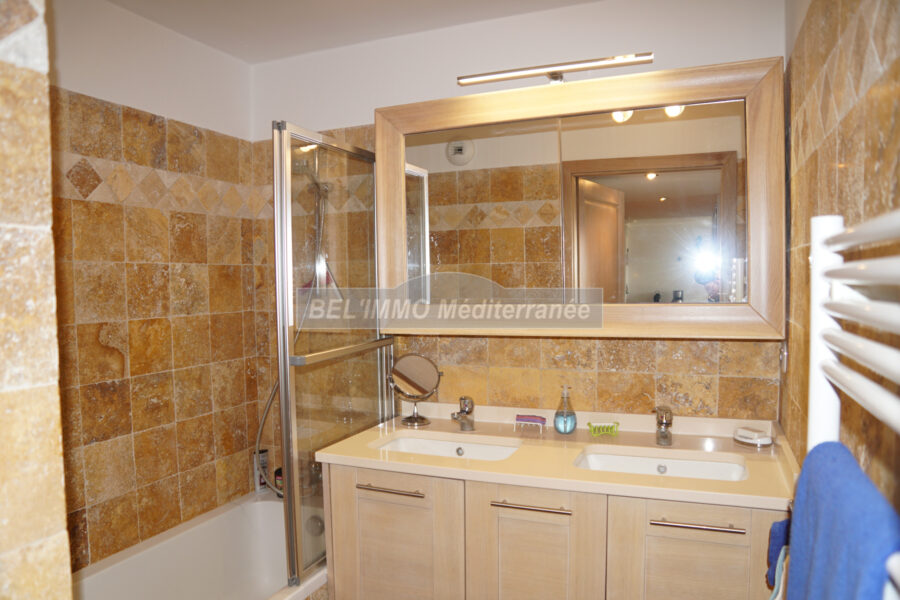 Appartement en location vacances à Cavalaire-sur-Mer — Vue nature — photo 12