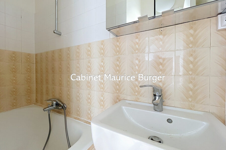 Appartement à vendre à Paris 7e arrondissement — Vue sur la ville — photo 4