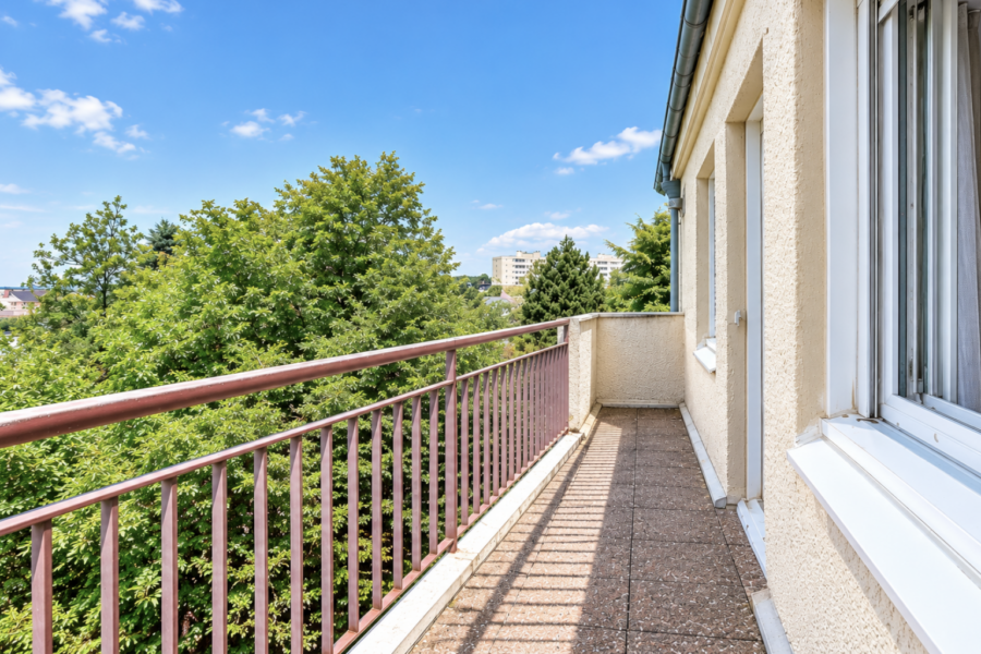 Appartement à vendre à Créteil — Vue parc & jardin — photo 1