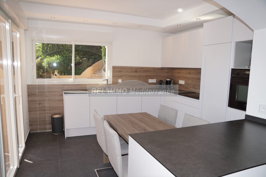 Maison en location vacances à Cavalaire-sur-Mer — Vue mer — photo 17
