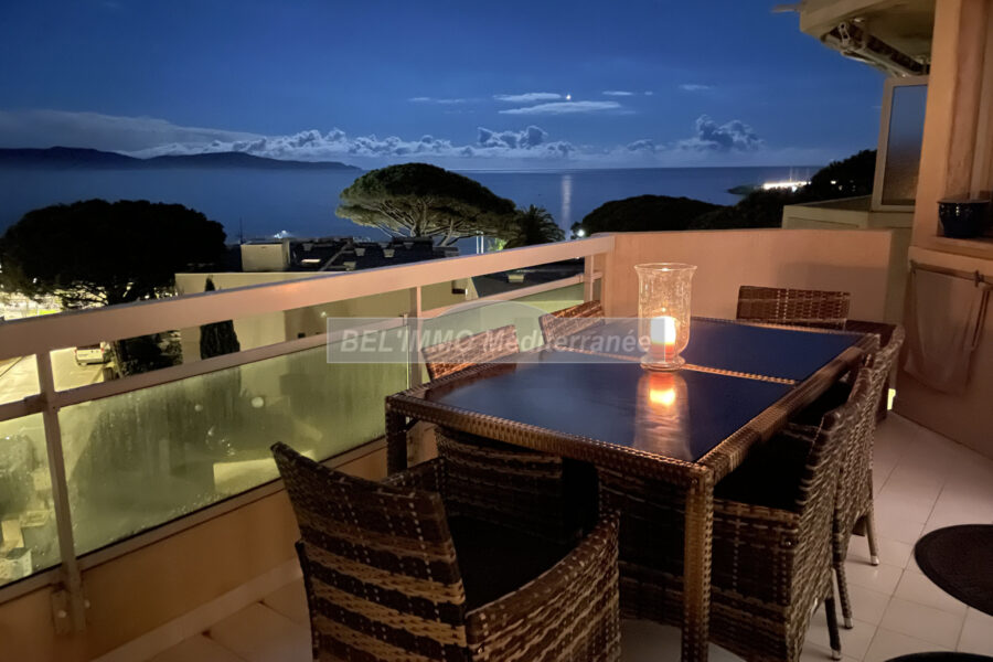 Appartement en location vacances à Cavalaire-sur-Mer — Vue mer — photo 11
