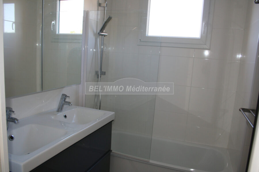 Appartement en location vacances à Cavalaire-sur-Mer — Vue mer — photo 12