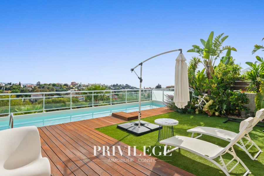 Maison à vendre à Nice — Vue sur la ville — photo 2