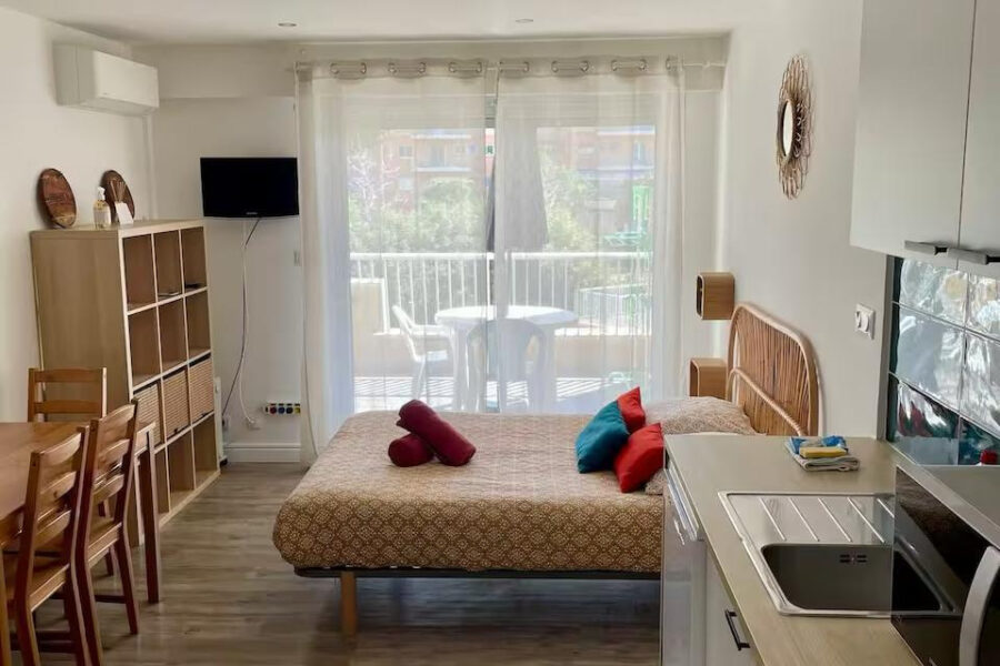 Appartement à louer à Hyères — Vue marina & port — photo 4