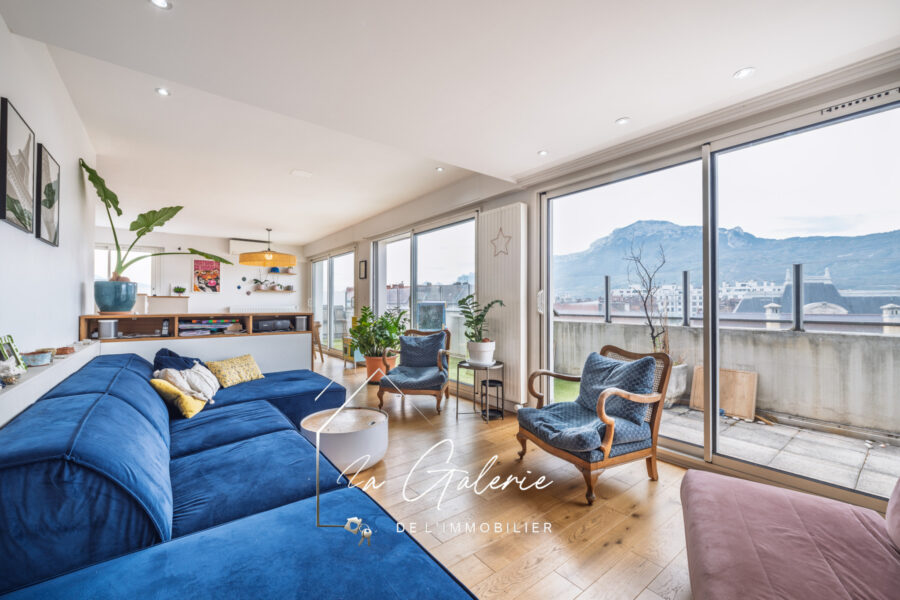Appartement à vendre à Grenoble — Vue sur la ville — photo 2