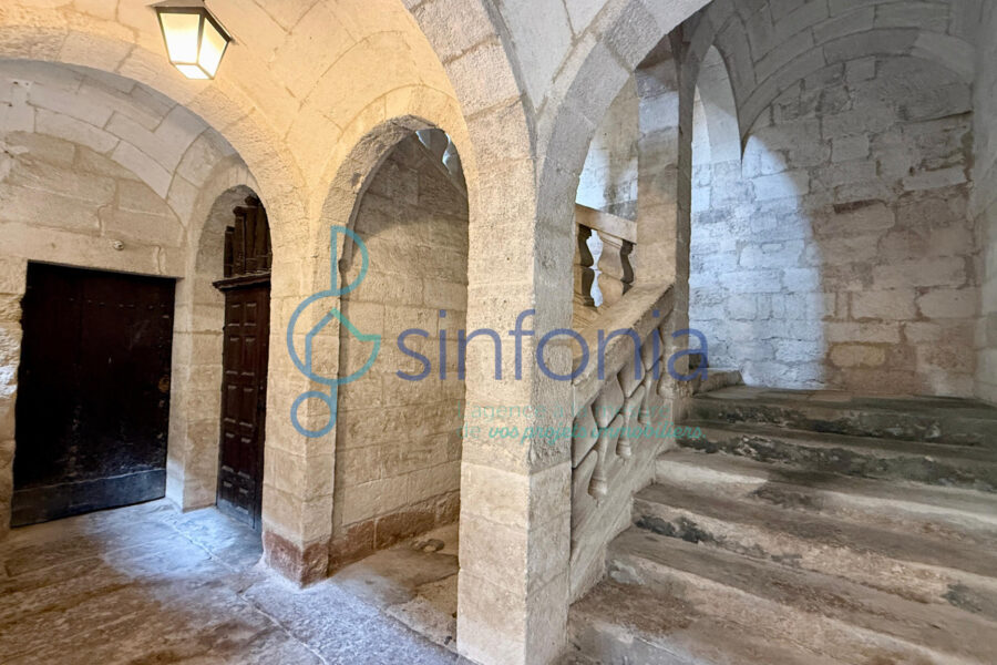 Appartement à vendre à Uzès — Vue sur la ville — photo 4