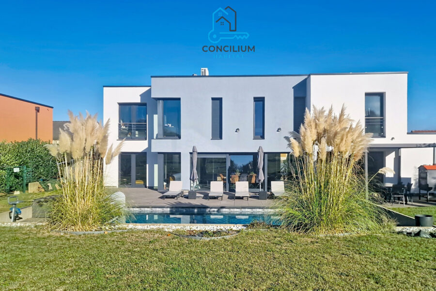Maison à vendre à Neufchef — Vue nature — photo 3