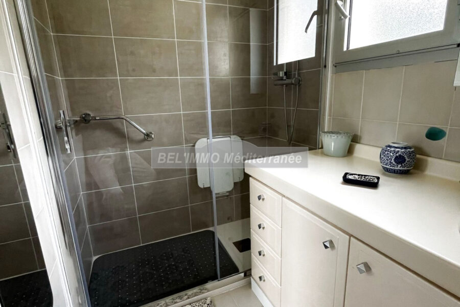 Appartement en location vacances à Cavalaire-sur-Mer — Vue mer — photo 7