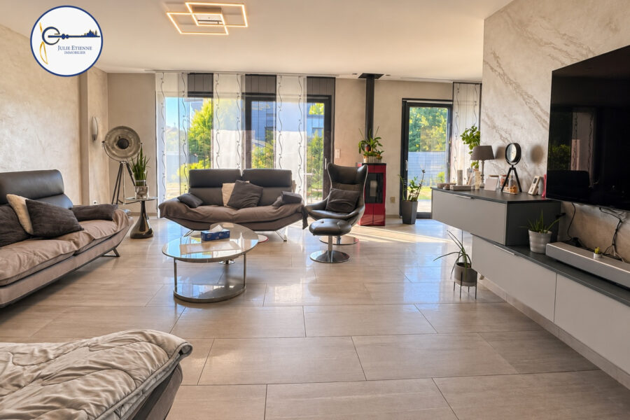 Maison à vendre à Dogneville — Vue parc & jardin — photo 8