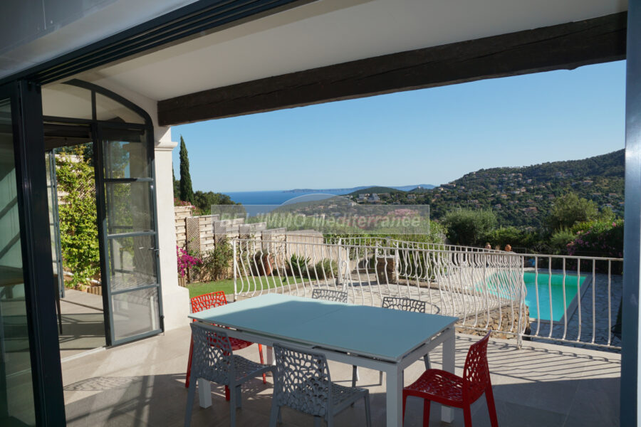 Maison en location vacances à Cavalaire-sur-Mer — Vue mer — photo 1