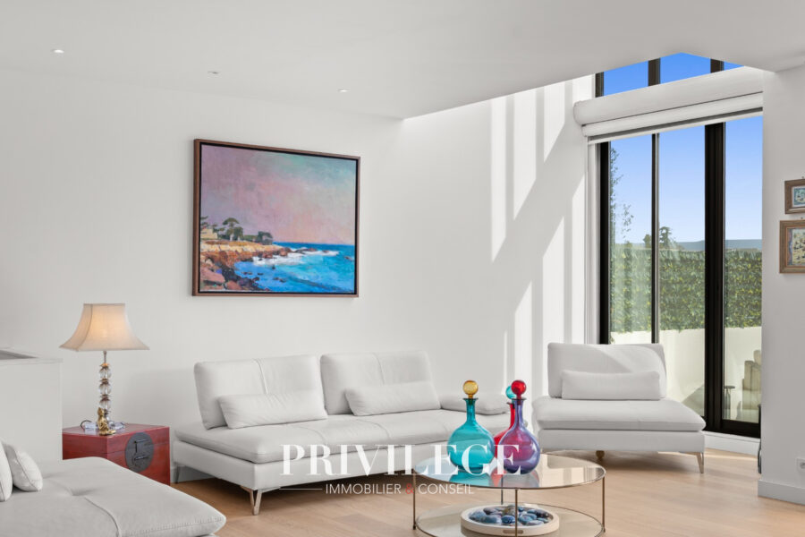 Maison à vendre à Nice — Vue sur la ville — photo 9
