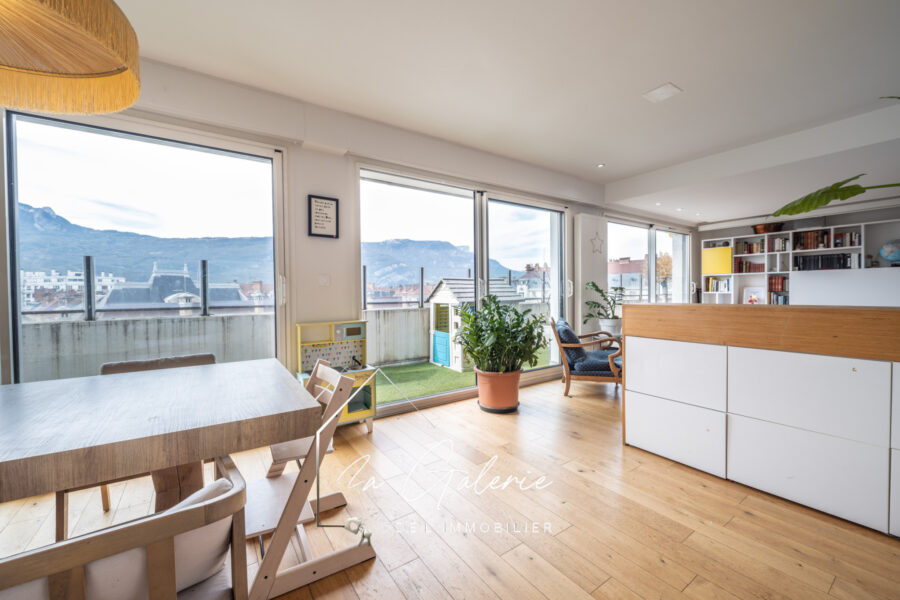 Appartement à vendre à Grenoble — Vue sur la ville — photo 13