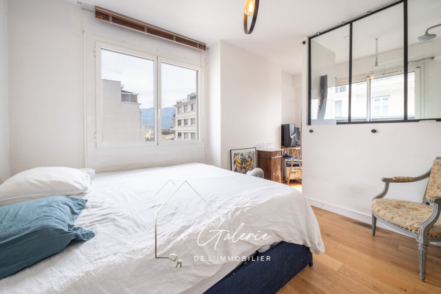 Appartement à vendre à Grenoble — Vue sur la ville — photo 10