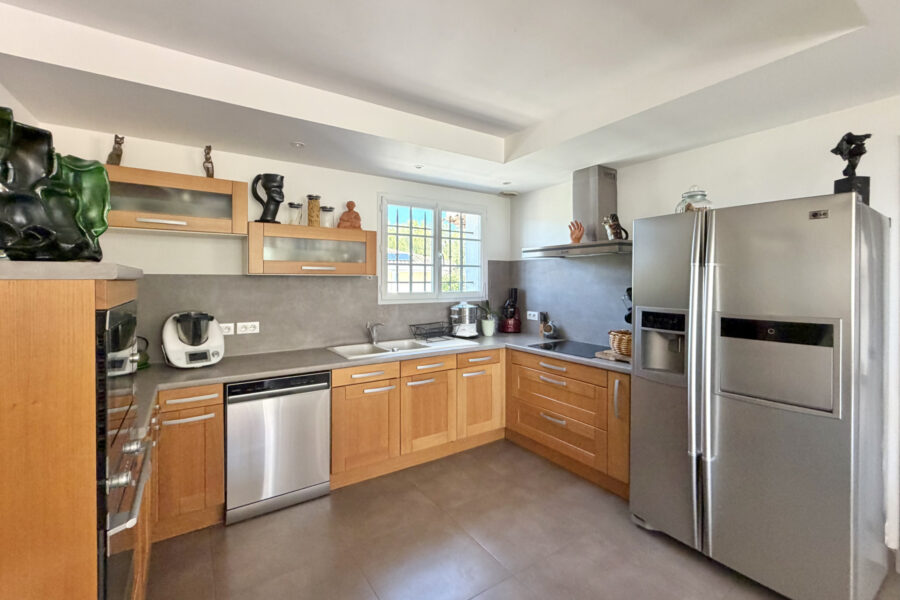 Maison à vendre à Bandol — Vue mer — photo 8