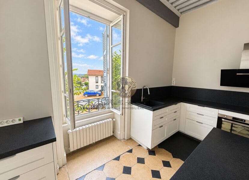 Appartement à vendre à Lucenay — Vue parc & jardin — photo 8
