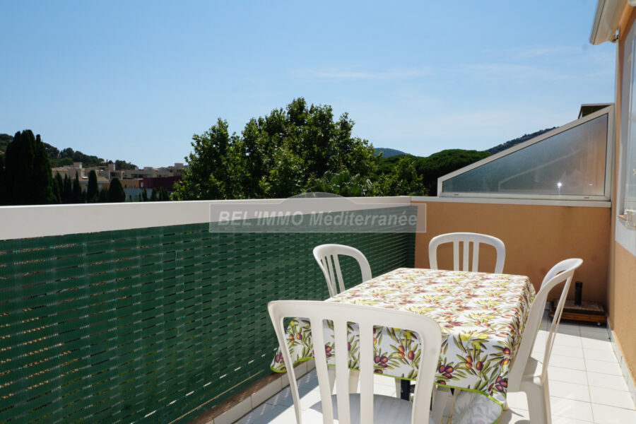 Appartement à vendre à Cavalaire-sur-Mer — Vue marina & port — photo 2