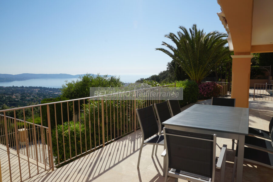 Maison en location vacances à Cavalaire-sur-Mer — Vue mer — photo 9