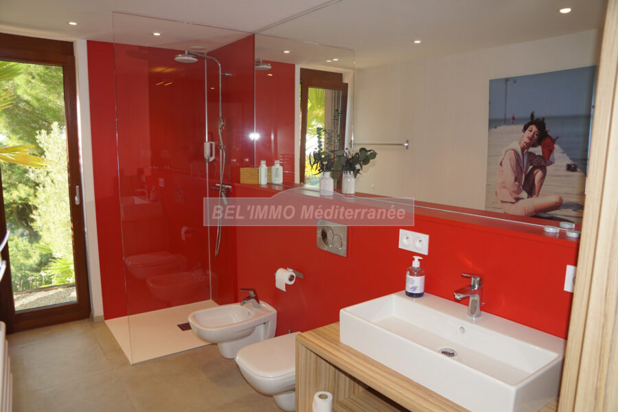 Maison à vendre à Rayol-Canadel-sur-Mer — Vue mer — photo 17