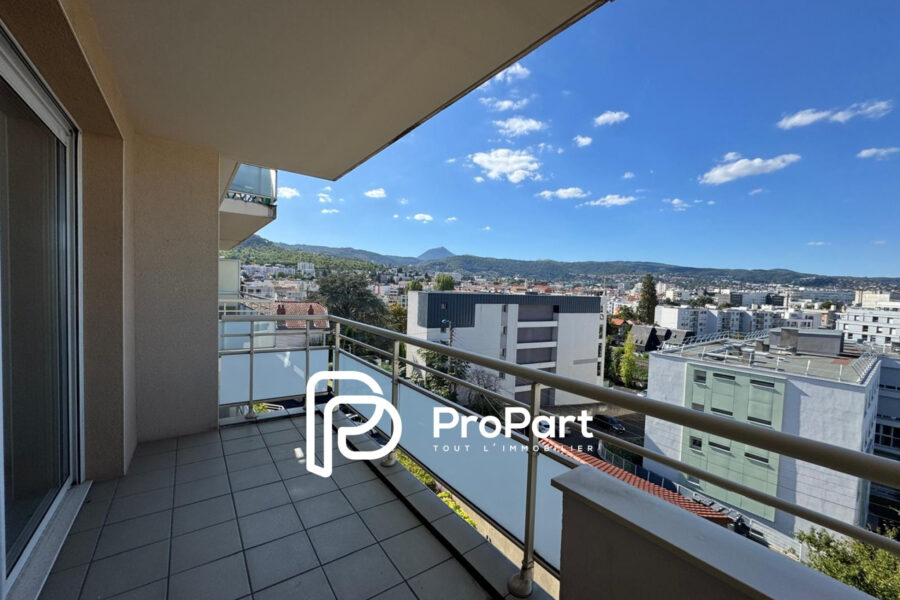 Appartement à vendre à Clermont-Ferrand — Vue montagne — photo 3