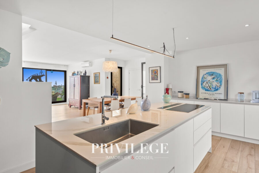 Maison à vendre à Nice — Vue sur la ville — photo 15