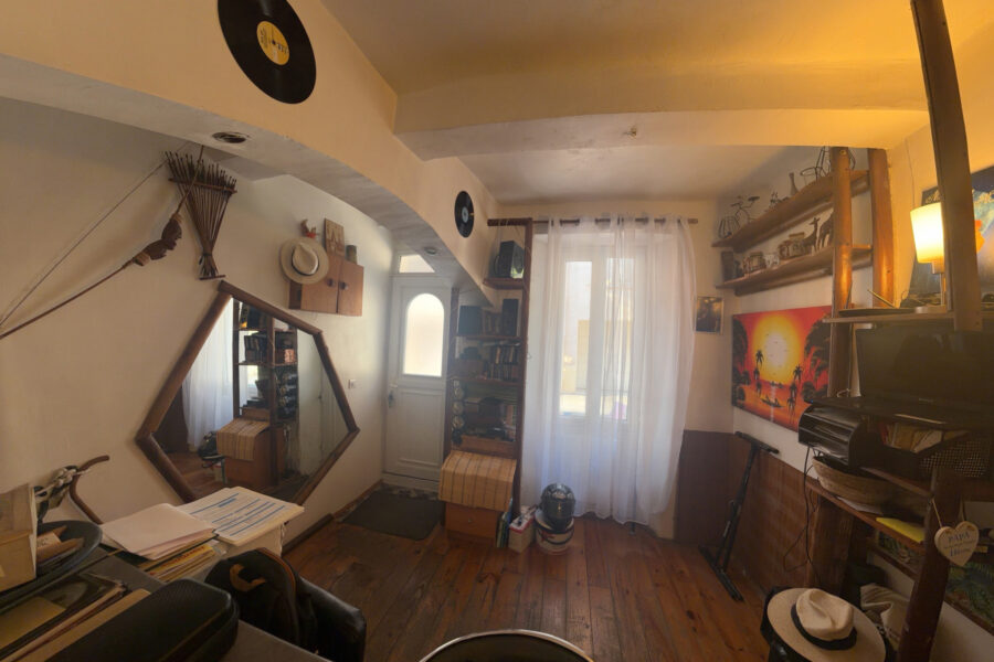 Maison à vendre à Nans-les-Pins — Vue sur la ville — photo 5