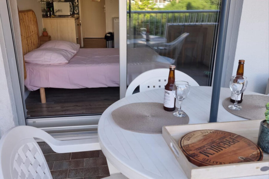 Appartement à louer à Hyères — Vue marina & port — photo 5