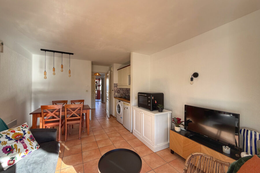 Appartement à vendre à Saint-Jean-Pied-de-Port — Vue parc & jardin — photo 5