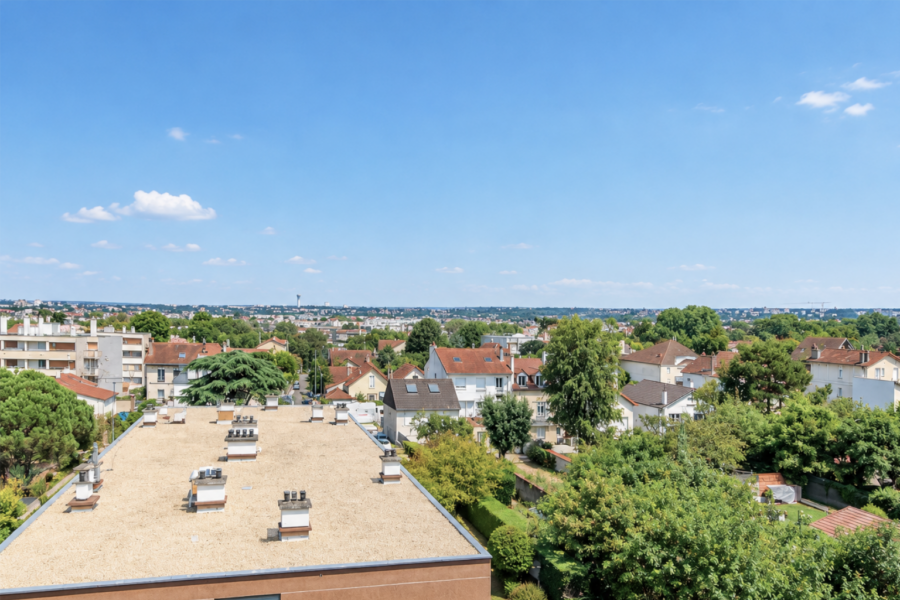 Appartement à vendre à Créteil — Vue sur la ville — photo 1
