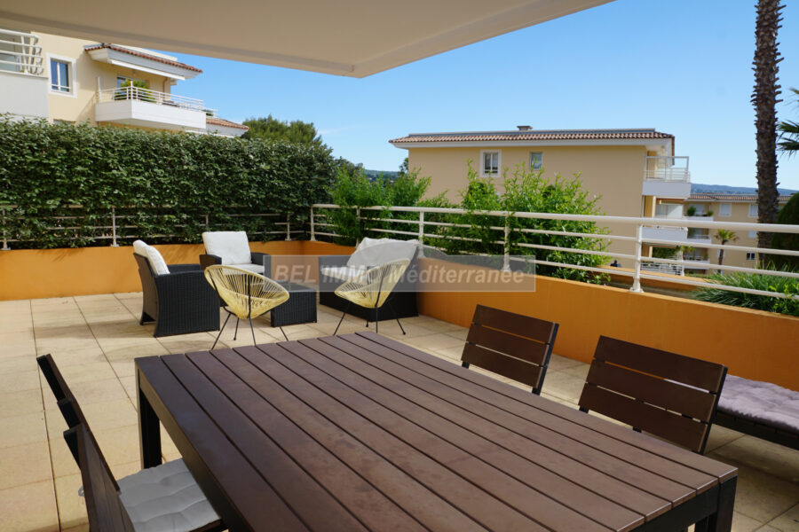 Appartement en location vacances à Cavalaire-sur-Mer — Vue nature — photo 3