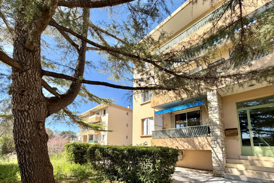 Appartement à vendre à Six-Fours-les-Plages — Vue nature — photo 2