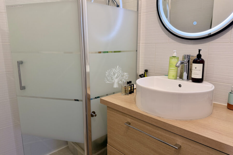 Appartement à vendre à Sanary-sur-Mer — Vue sur la ville — photo 6