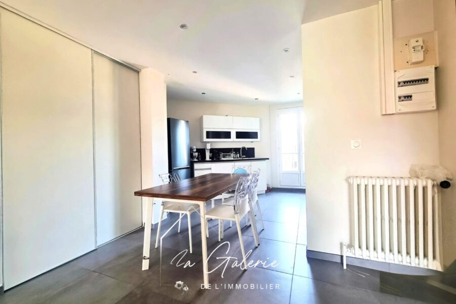 Appartement à vendre à Grenoble — Vue montagne — photo 3