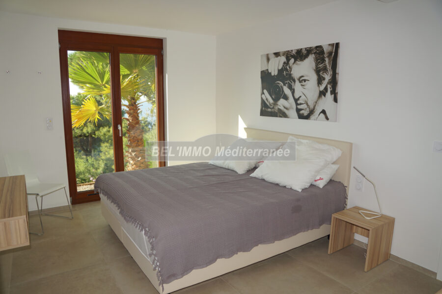 Maison à vendre à Rayol-Canadel-sur-Mer — Vue mer — photo 16