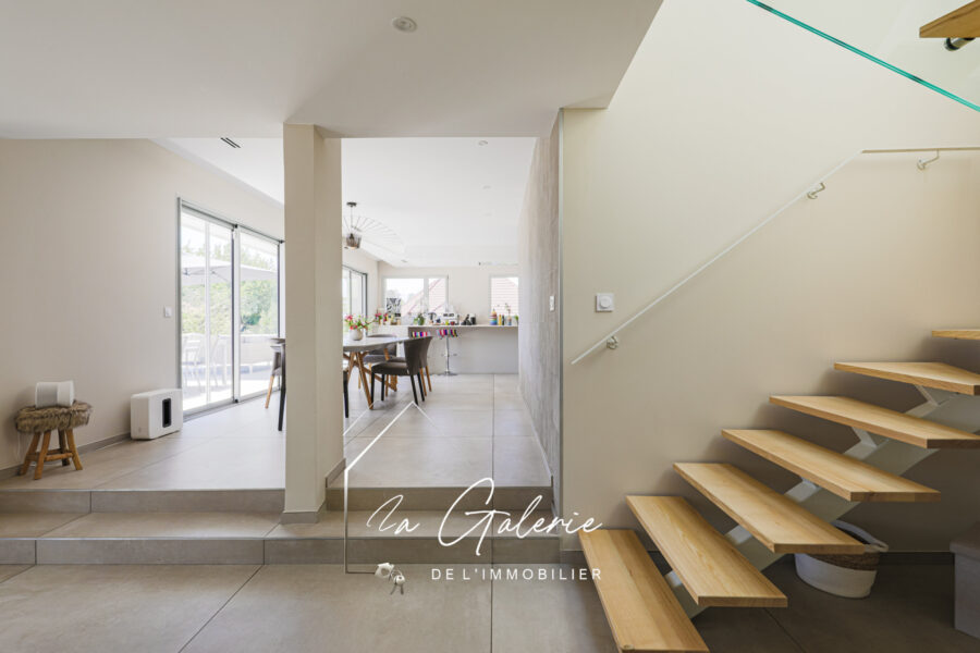 Maison à vendre à Montbonnot-Saint-Martin — Vue montagne — photo 11