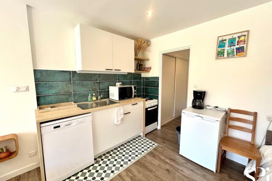 Appartement à louer à Hyères — Vue marina & port — photo 3