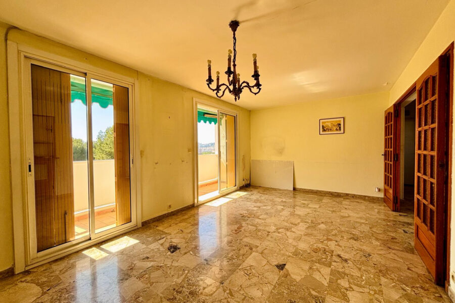 Appartement à vendre à Marseille 10e arrondissement — Vue sur la ville — photo 2