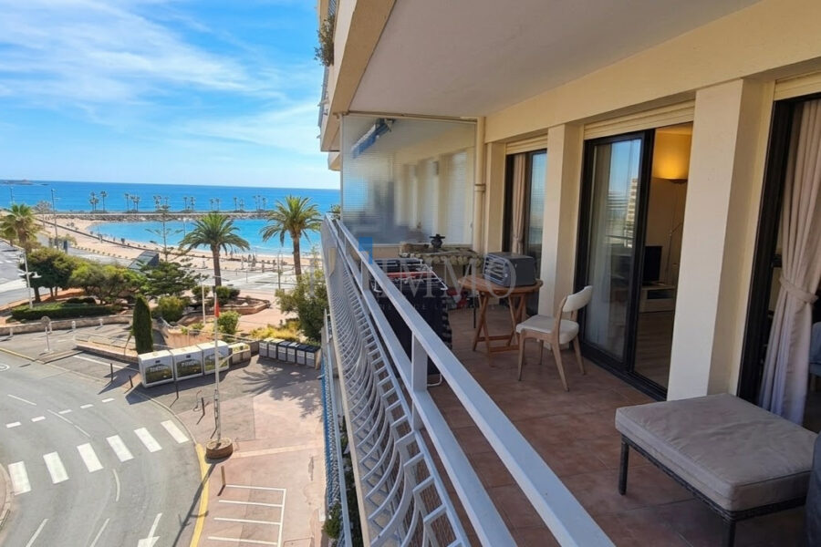 Appartement à vendre à Saint-Raphaël — Vue mer — photo 2