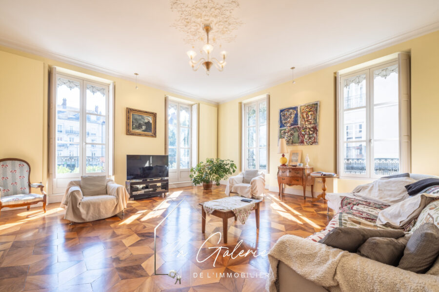 Appartement à vendre à Grenoble — Vue sur la ville — photo 8