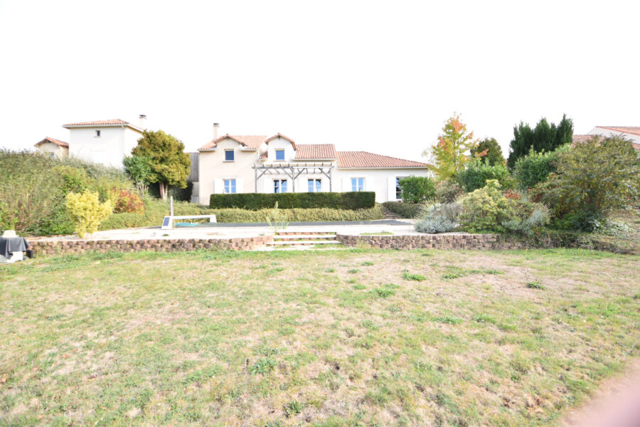 Maison à vendre à Rouzède — Vue nature — photo 2