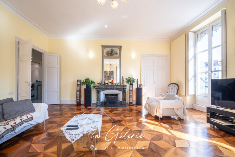 Appartement à vendre à Grenoble — Vue sur la ville — photo 5