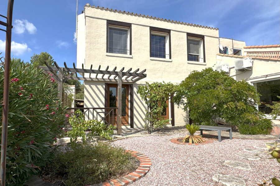 Maison à vendre à Pouzols-Minervois — Vue dégagée — photo 5