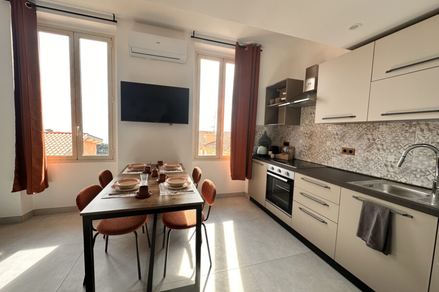 Appartement en location vacances à Roquebrune-Cap-Martin — Vue mer — photo 4