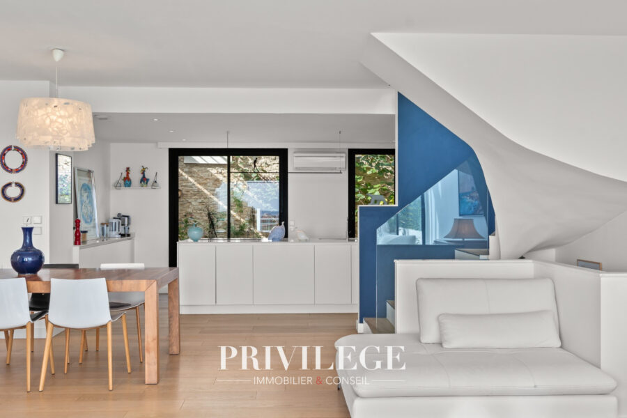 Maison à vendre à Nice — Vue sur la ville — photo 14