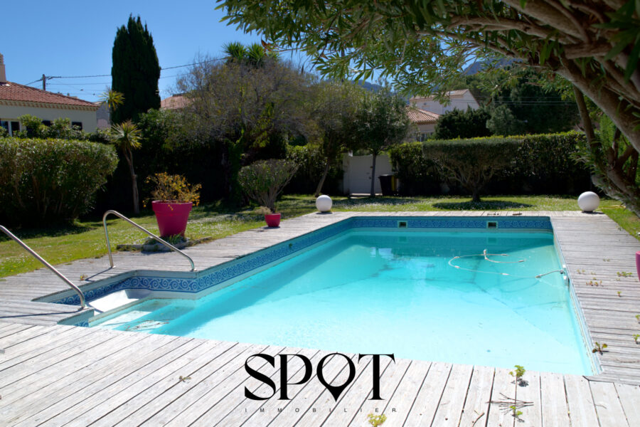Maison à vendre à Marseille 8e arrondissement — Vue mer — photo 4